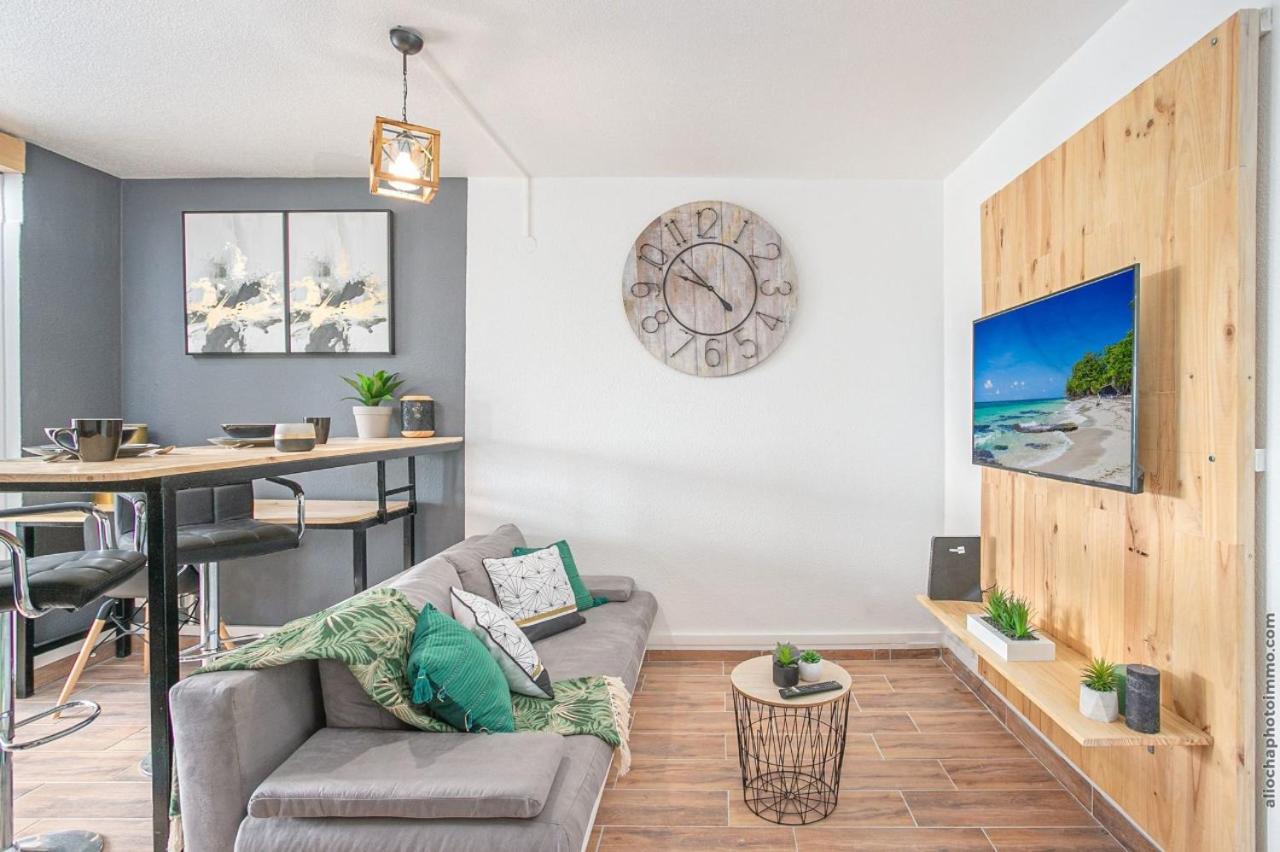 Foyal Toloman - Karanbol Apartment ฟอร์-เดอ-ฟร็องส์ ภายนอก รูปภาพ