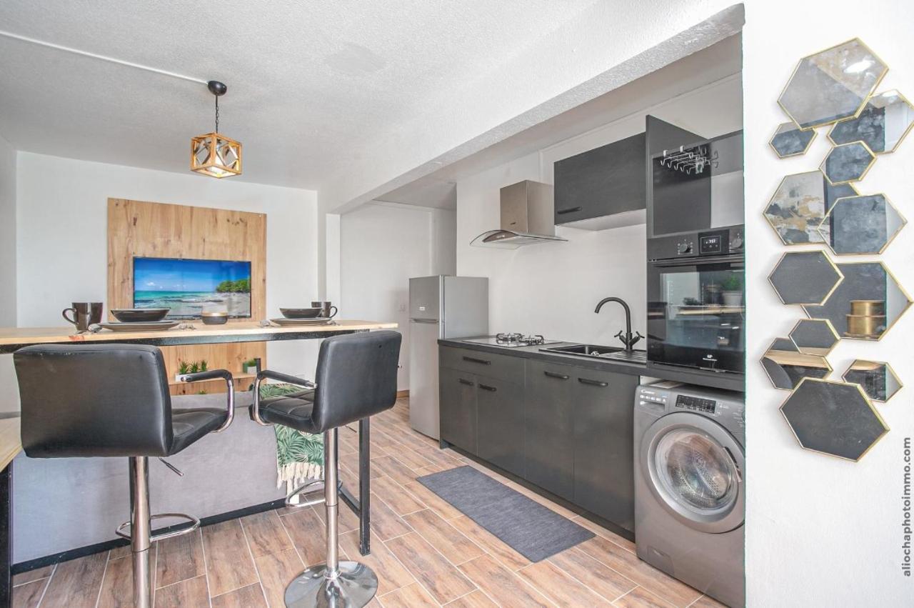 Foyal Toloman - Karanbol Apartment ฟอร์-เดอ-ฟร็องส์ ภายนอก รูปภาพ
